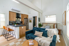 Swanky Studio in Vibrant Hillcrest
